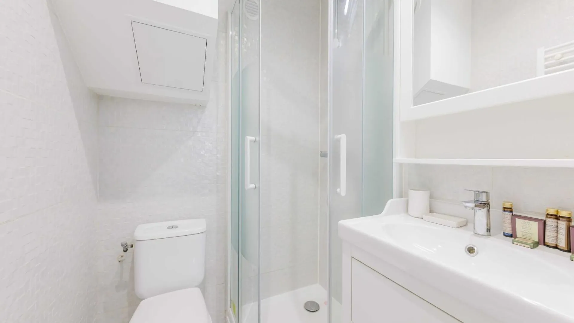 Charming Apartment Near Champ De Mars - Mobility Lease Párizs