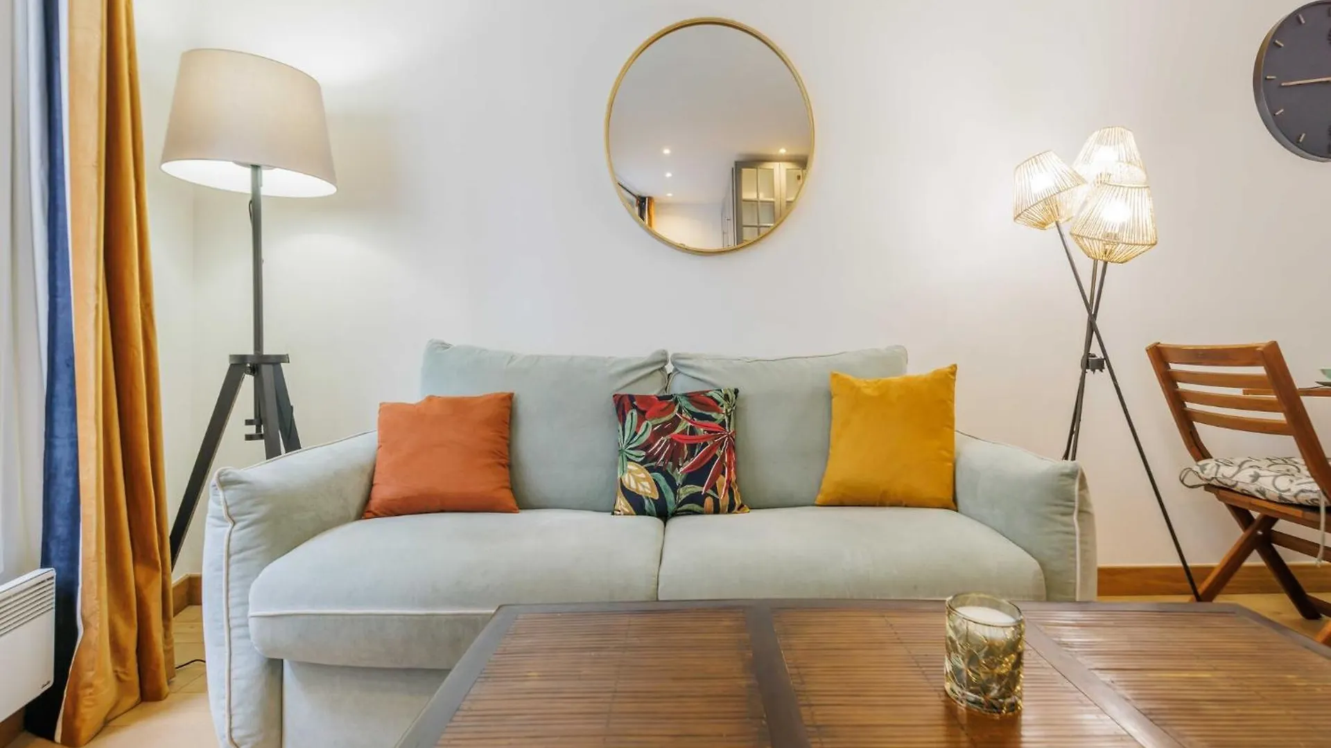Charming Apartment Near Champ De Mars - Mobility Lease Párizs 0*,  Franciaország