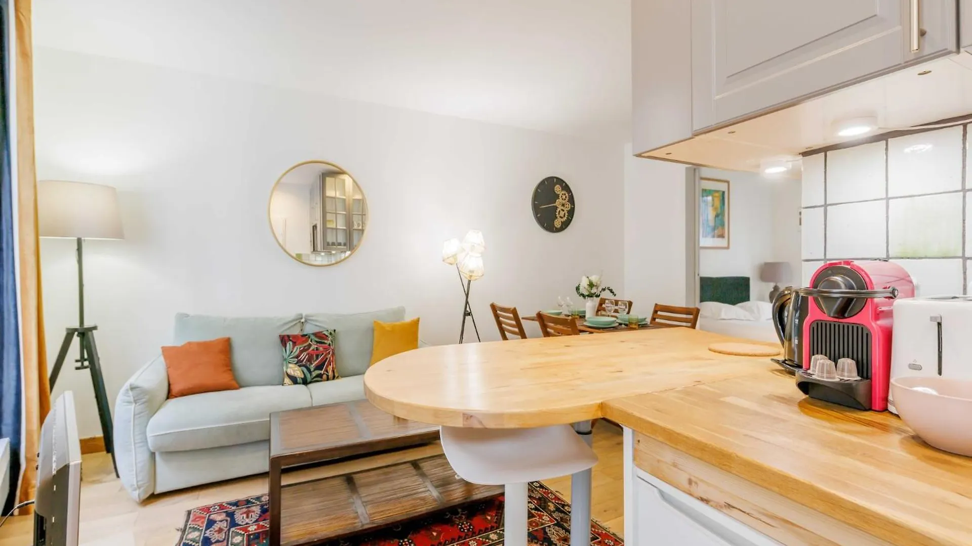 Charming Apartment Near Champ De Mars - Mobility Lease Paris